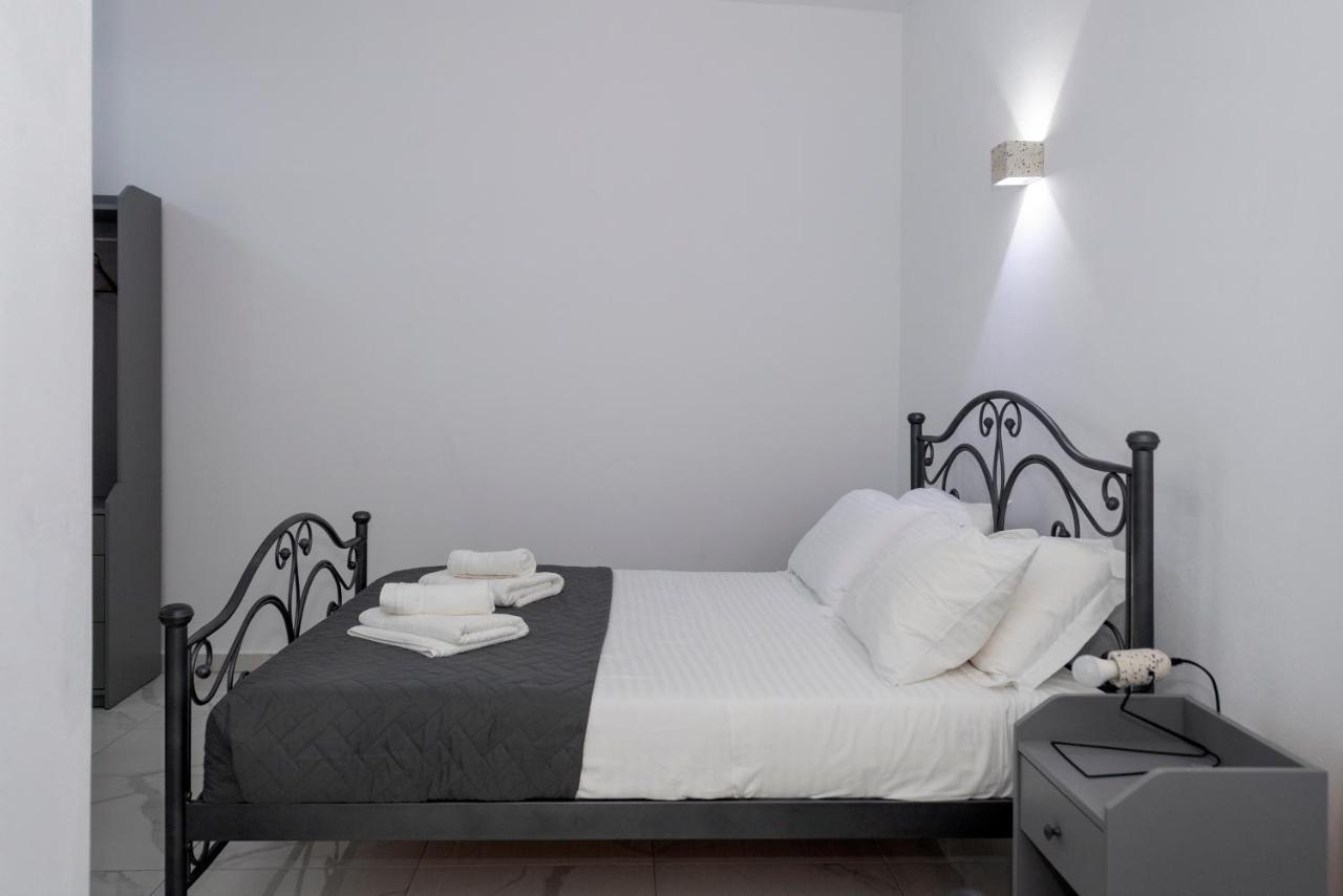 Blue Diamonds Paros *