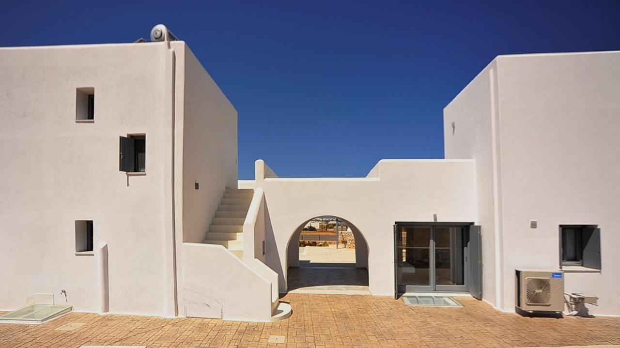 Blue Diamonds Paros