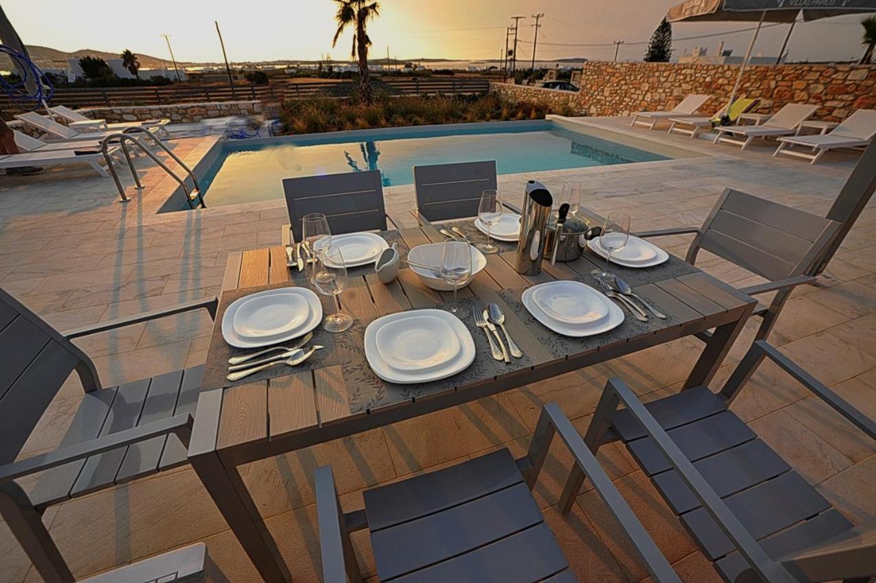 Willa Blue Diamonds Paros