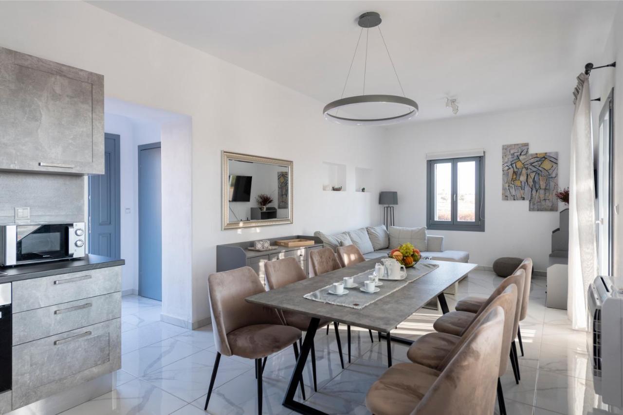 Blue Diamonds Paros Willa