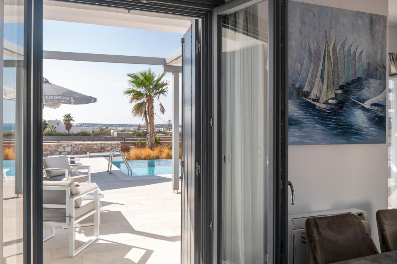 Blue Diamonds Paros Willa