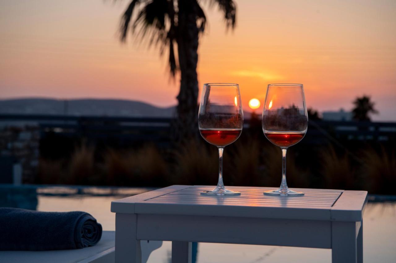 Blue Diamonds Paros Pounda