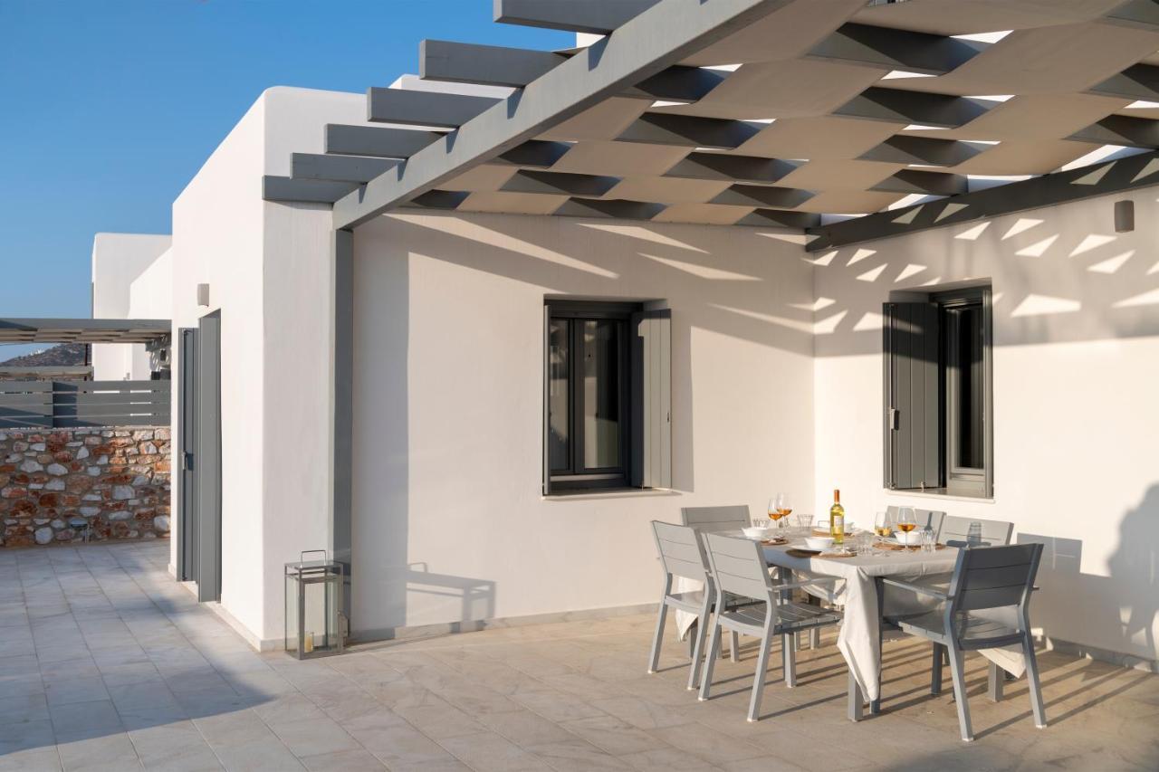 Blue Diamonds Paros Willa Pounda